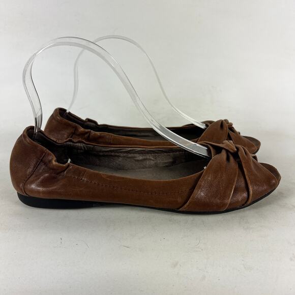 Palladium Ballet Flats Women's 7.5 Brown Leather Slip-On Peep Toe Preppy Comfort - Picture 2 of 10